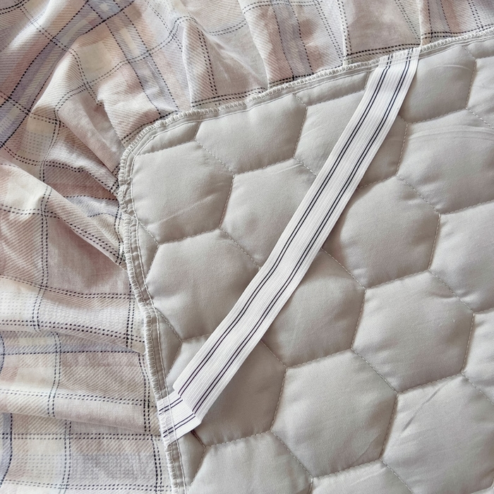 91家纺网 家纺一手货源 找家纺 情煊家纺 2025新款全棉印花小清新夹棉枕套 品质生活