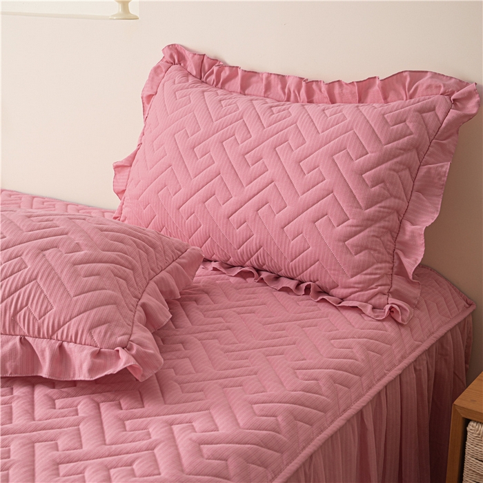 91家纺网 家纺一手货源 找家纺 屹成家纺 2025新款水洗泡泡棉床裙 藕豆沙