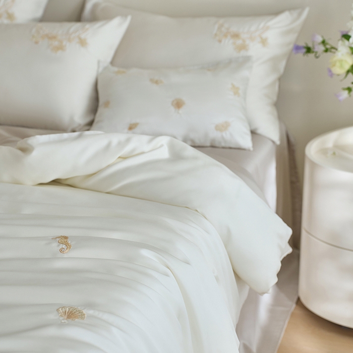 91家纺网 家纺一手货源 找家纺 千朵森 2025新款60s奥地利进口兰精天丝四件套-星慕 星慕-卡其金