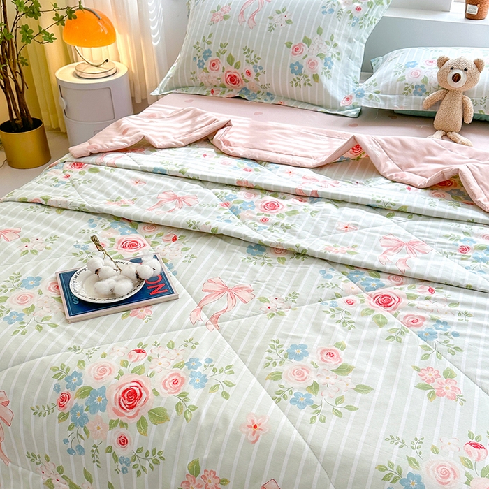 91家纺网 家纺一手货源 找家纺 欧夏家纺 2025新款里外全棉印花夏被100%新疆棉花 花语伊人