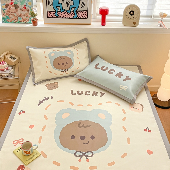 91家纺网 家纺一手货源 找家纺 川悦生活 2025新款大版凉感冰丝席三件套 豆宝小熊