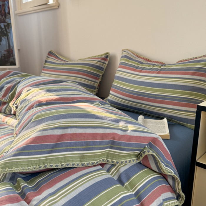 91家纺网 家纺一手货源 找家纺 金丝鸟家纺 2025新款全棉双层纱贝壳边四件套格子系列 塔思琦