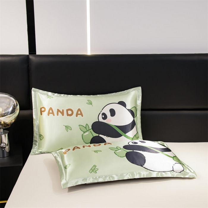 91家纺网 家纺一手货源 找家纺 梦舒羽 2025新款可水洗冰丝卡通枕套宿舍48x74cm单人凉爽枕头套 熊猫宝贝