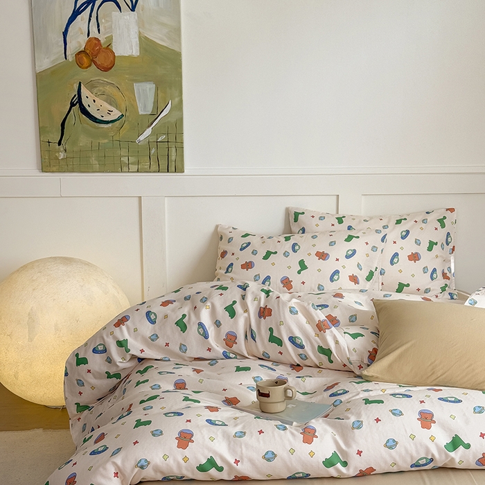 91家纺网 家纺一手货源 找家纺 2025新品全棉A类双层纱卡通风系列四件套 漫游太空