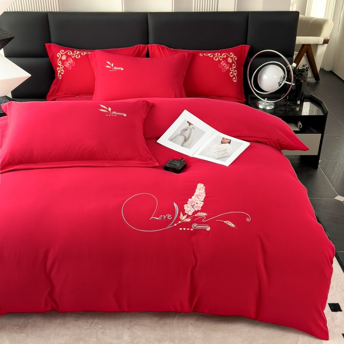 91家纺网 家纺一手货源 找家纺 曲之慕 2025新品四季款高端刺绣四件套简约可水洗轻奢纯色刺绣四件套 大麦大红