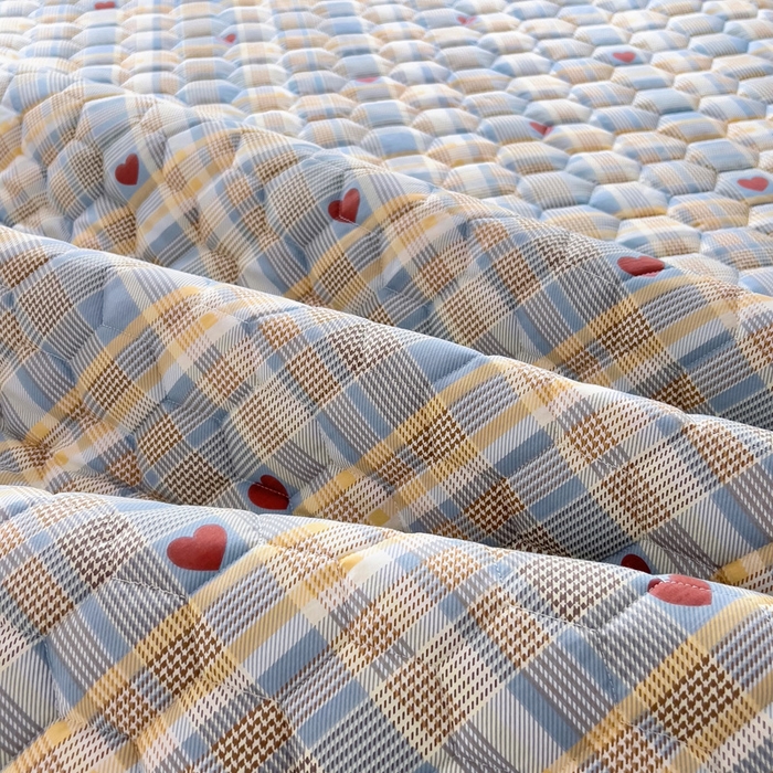 91家纺网 家纺一手货源 找家纺 情煊家纺 2025新款全棉印花小清新夹棉枕套 律动