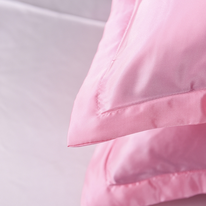 91家纺网 家纺一手货源 找家纺 经年 2025年特价款丝绸水洗冰丝四件套-四件套 直播爆款 粉色白