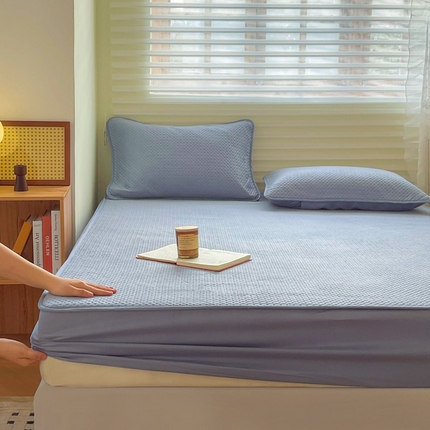 91家纺网 家纺一手货源 找家纺 莱登卡奴 2025新款A类宝宝棉针织棉大豆夹棉床笠 夹棉款-兰灰