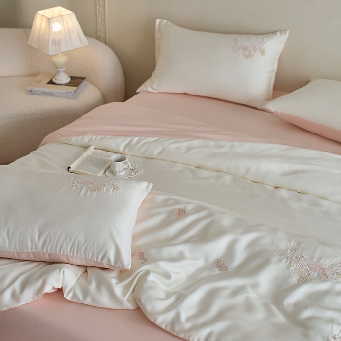 91家纺网 家纺一手货源 找家纺 千朵森 2025新款60s奥地利进口兰精天丝四件套-星慕 星慕-冰桃粉