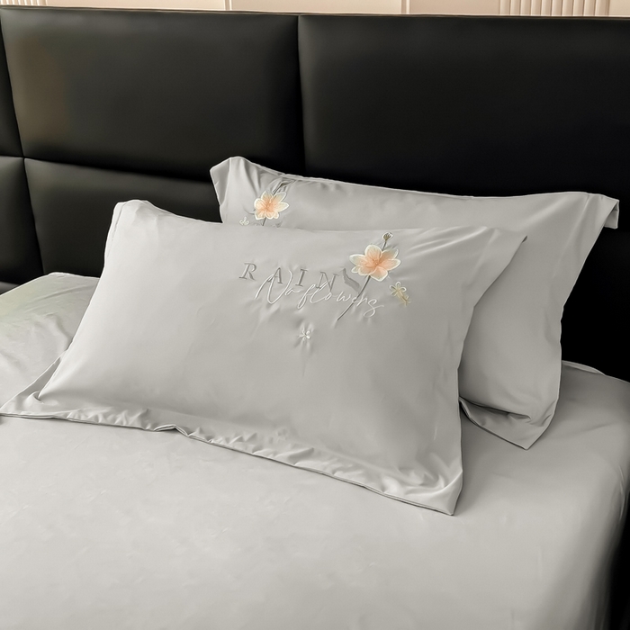 91家纺网 家纺一手货源 找家纺 曲之慕 2025新品四季款高端刺绣四件套简约可水洗轻奢纯色刺绣四件套 流光都市灰