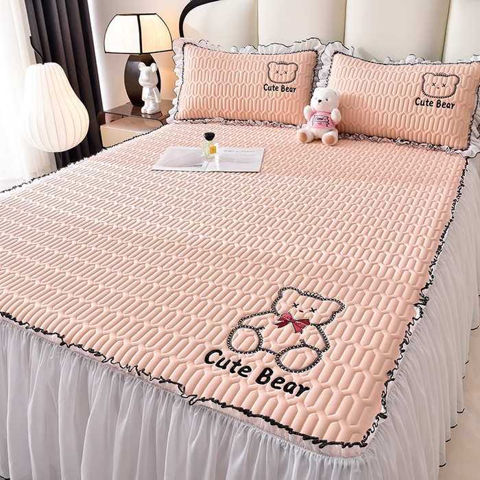 91家纺网 家纺一手货源 找家纺 炫拼家纺 2025新款coco熊床裙款乳胶凉席 coco熊-香妃粉