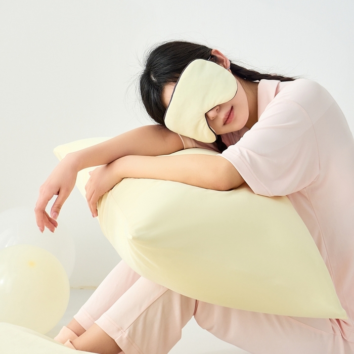 91家纺网 家纺一手货源 找家纺 LADY COCO2025新款coolmate多巴胺色系凉感枕套 枕套-黄