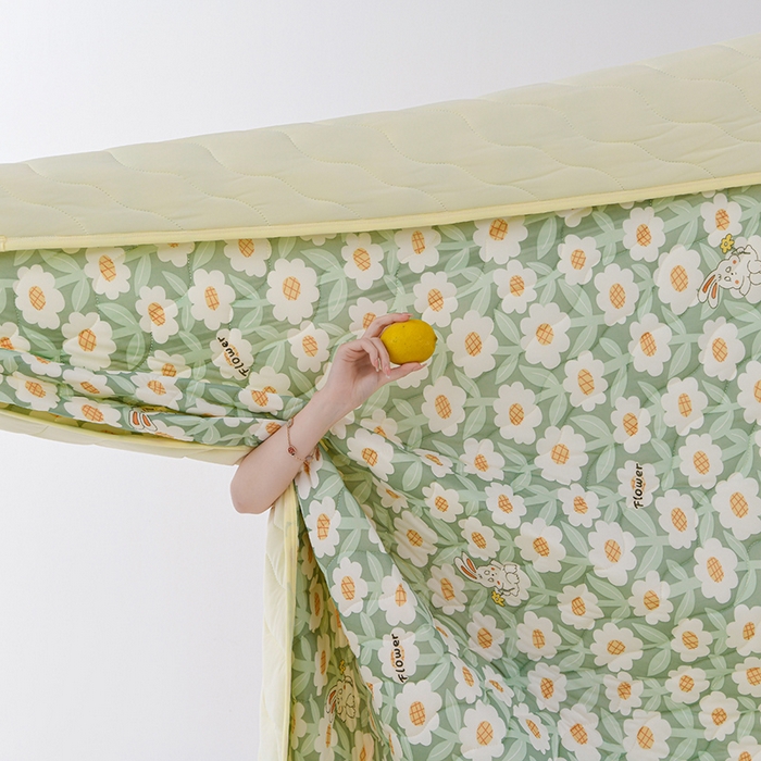 91家纺网 家纺一手货源 找家纺 圣楚 2025新款梦境凉感丝夏凉被 a静享美梦