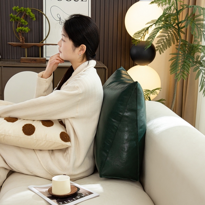 91家纺网 家纺一手货源 找家纺 沐沐家纺 2026新品油蜡皮靠背 墨绿色