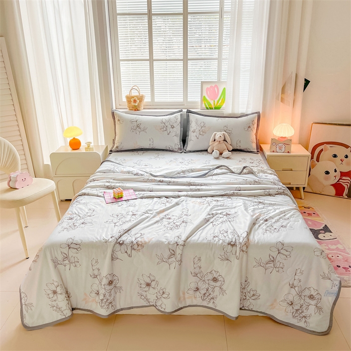 91家纺网 家纺一手货源 找家纺 2025新款A类碳光冰丝印花凉席学生床席空调被夏被四件套配送买家秀 花枝