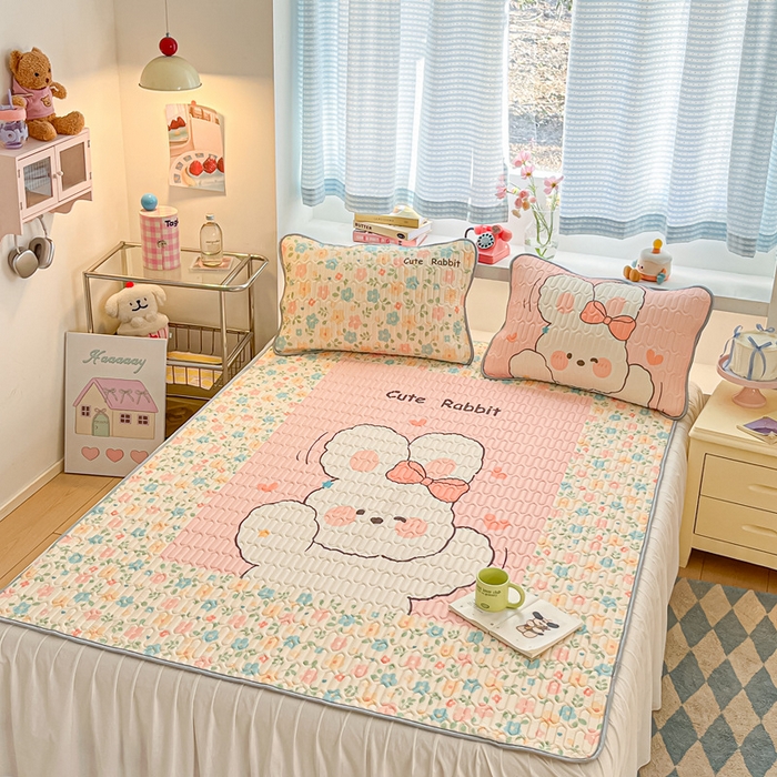 91家纺网 家纺一手货源 找家纺 川悦生活 2025新款大阪凉感丝凉席 花田奶兔