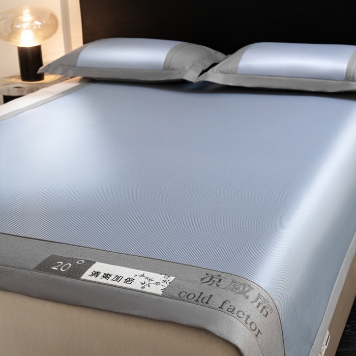 91家纺网 家纺一手货源 找家纺 孩子王家纺2025新款轻柔丝凉席冰丝席-凉感席系列 床席款-冰丝蓝