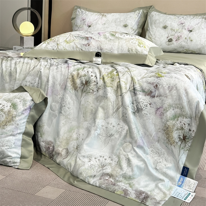 91家纺网 家纺一手货源 找家纺 笙意家纺 2025新款水洗冰丝数码印花拼角宽边夏被 春日恋