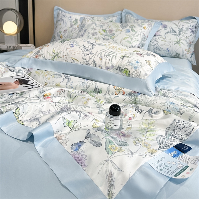 91家纺网 家纺一手货源 找家纺 笙意家纺 2025新款水洗冰丝数码印花拼角宽边夏被 七彩福蝶