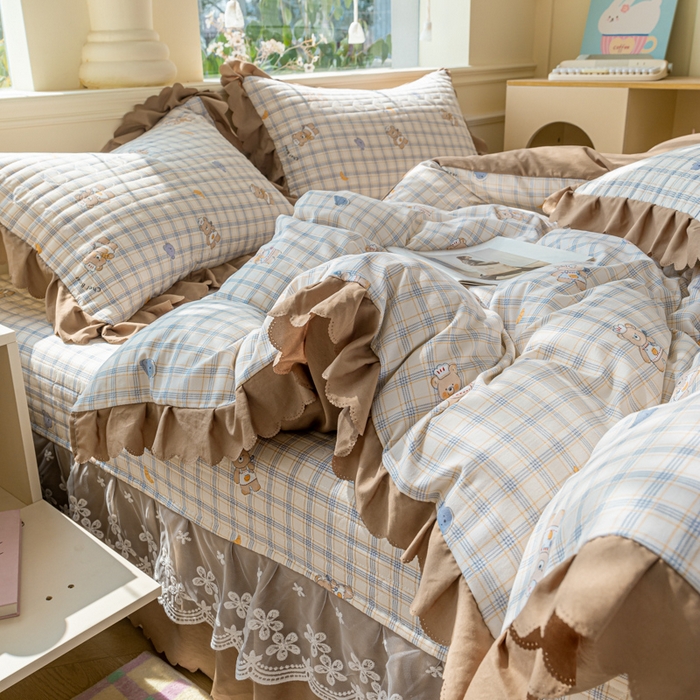 91家纺网 家纺一手货源 找家纺 珍爱家纺 2025新款A类针织棉双层纱夹棉床盖床裙花边单件三件四件套熊先生