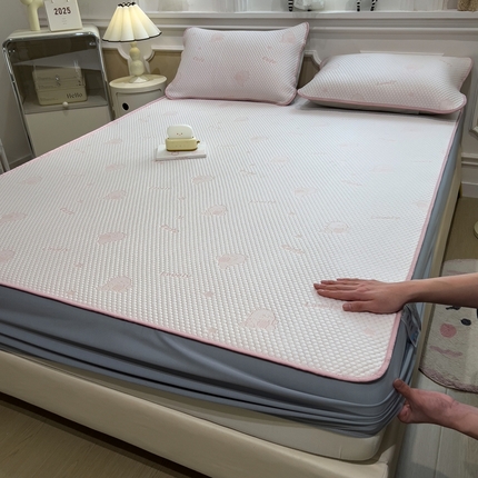 91家纺网 家纺一手货源 找家纺 （总）卡初家居（原微来） 2025新款舒睡冰豆豆抱抱龙系列席子凉席