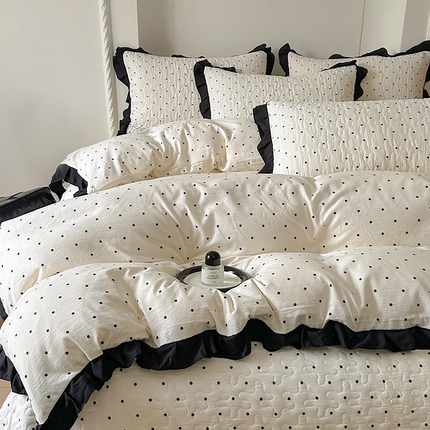 91家纺网 家纺一手货源 找家纺 （总）满座家居 2025新款直播热款赫本风花边软糯水洗棉法式印花床盖床裙三件套四件套