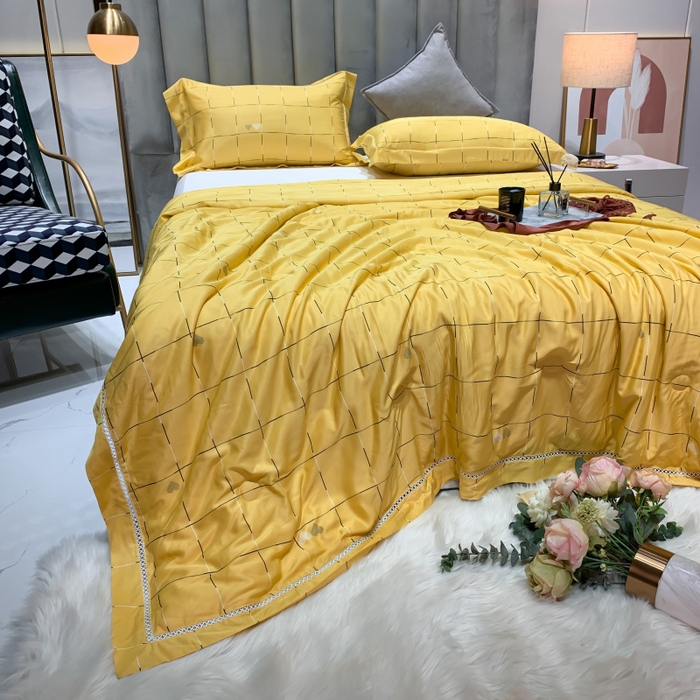 91家纺网 家纺一手货源 找家纺 棉生活家纺 2025新款春夏莫代尔天丝夏被 卡洛特-黄