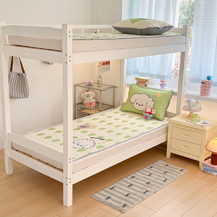 91家纺网 家纺一手货源 找家纺 川悦生活 2025新款大阪凉感丝凉席 薄荷小汪