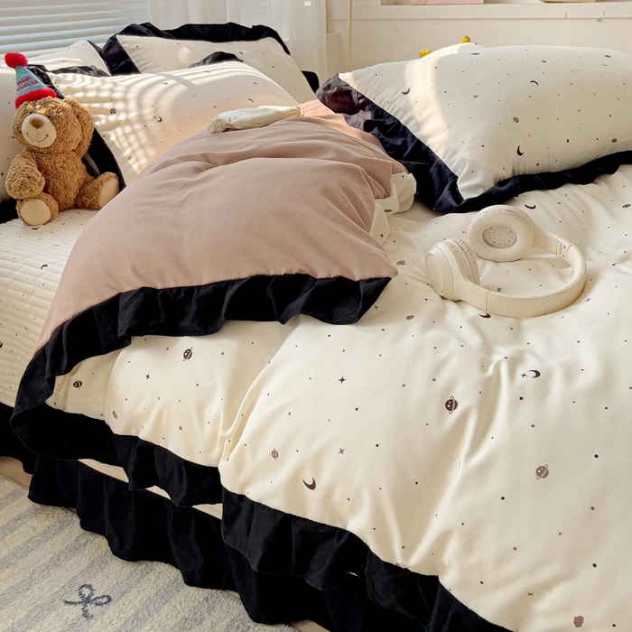 91家纺网 家纺一手货源 找家纺 富米莱（原臻工厂）2025新款A类针织双层纱赫本风床盖四件套 星空物语一咖