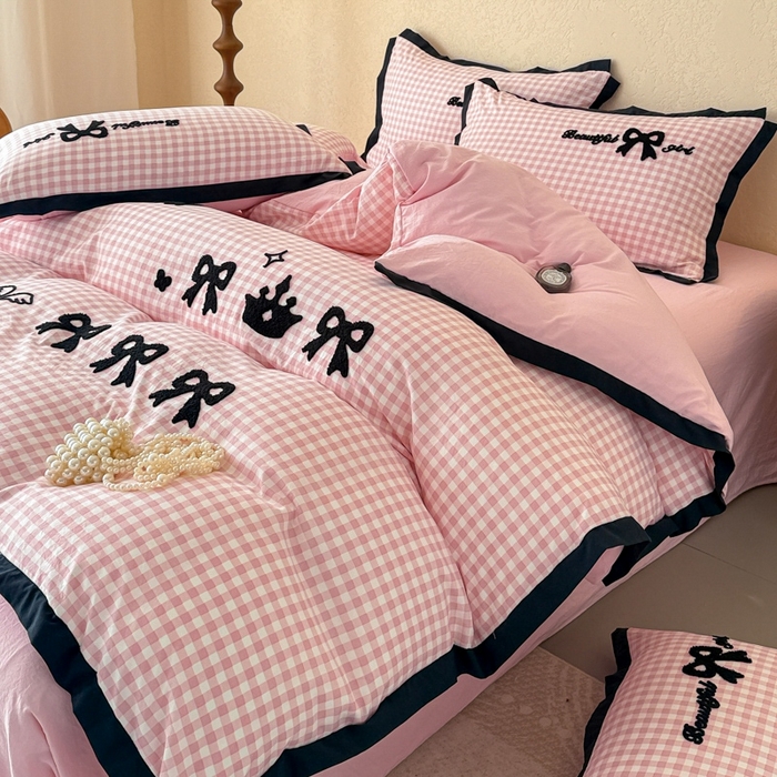 91家纺网 家纺一手货源 找家纺 米可2025新款水洗棉绣花花边款四件套 蝴蝶结-粉