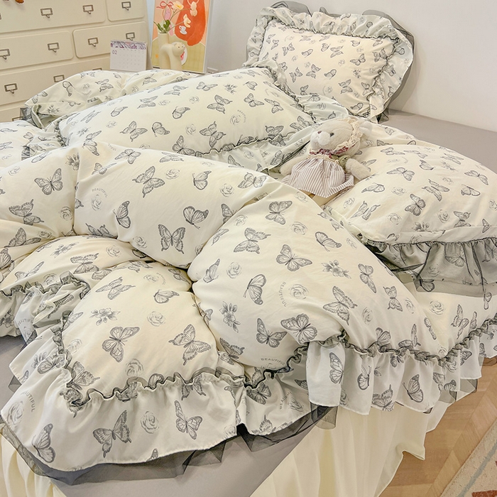 91家纺网 家纺一手货源 找家纺 眠帛家居 2025新款A类皱皱纱蕾丝花边四件套 蝶舞