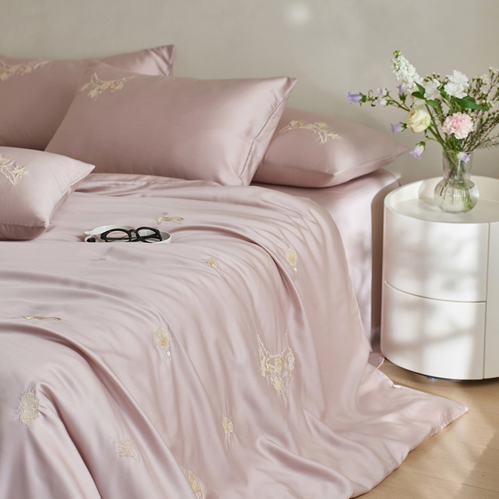 91家纺网 家纺一手货源 找家纺 千朵森 2025新款60s奥地利进口兰精天丝四件套-星慕 星慕-浅香思