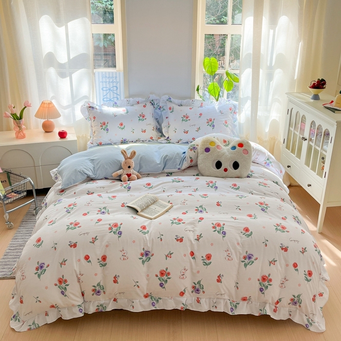 91家纺网 家纺一手货源 找家纺 雨帆家纺2025新款水洗棉印花四件套 兔兔花园