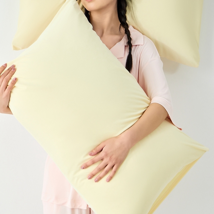 91家纺网 家纺一手货源 找家纺 LADY COCO2025新款coolmate多巴胺色系凉感枕套 枕套-黄