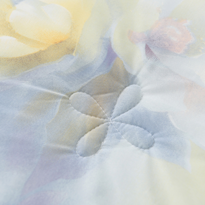 91家纺网 家纺一手货源 找家纺 圣楚 2025新款优雅凉感丝夏被 梦境