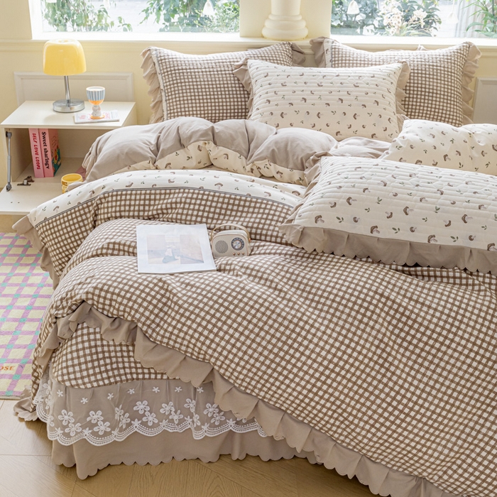 91家纺网 家纺一手货源 找家纺 珍爱家纺 2025新款A类针织棉双层纱夹棉床盖床裙花边单件三件四件套蘑菇