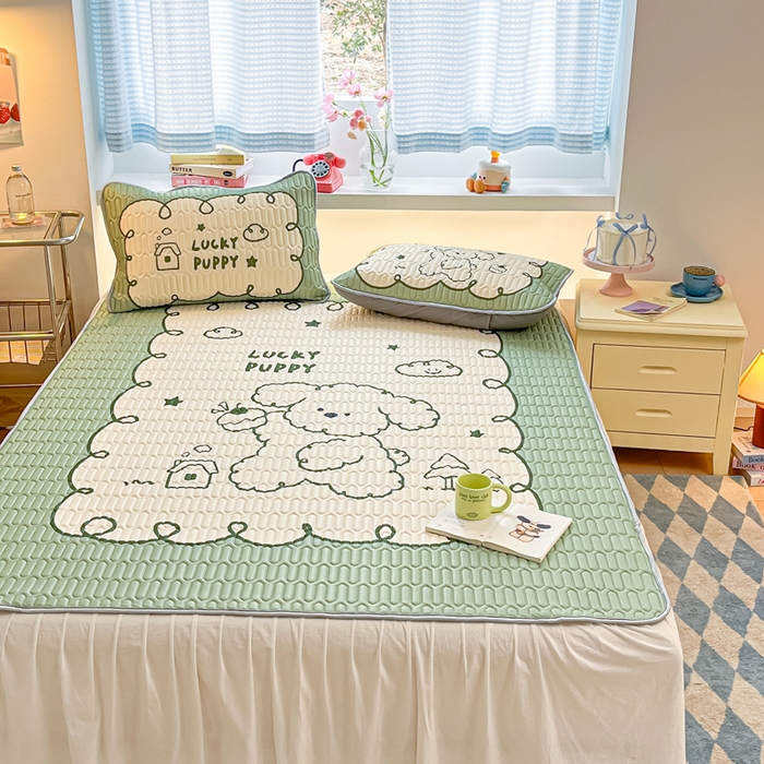 91家纺网 家纺一手货源 找家纺 川悦生活 2025新款大阪凉感丝凉席 小屋奶狗