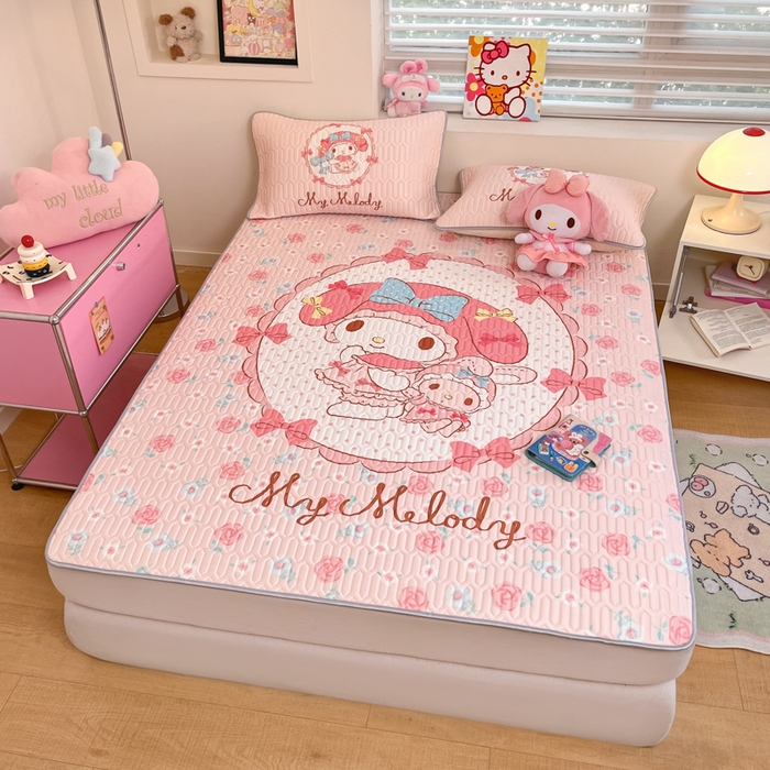 91家纺网 家纺一手货源 找家纺 金爱家 2025新款正版三丽鸥凉感乳胶凉席 花花美乐蒂