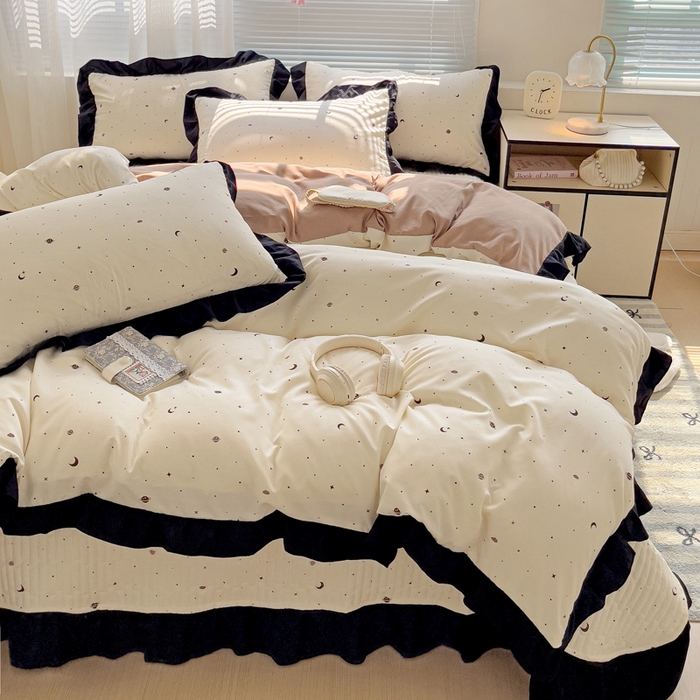 91家纺网 家纺一手货源 找家纺 富米莱（原臻工厂）2025新款A类针织双层纱赫本风床盖四件套 星空物语一咖