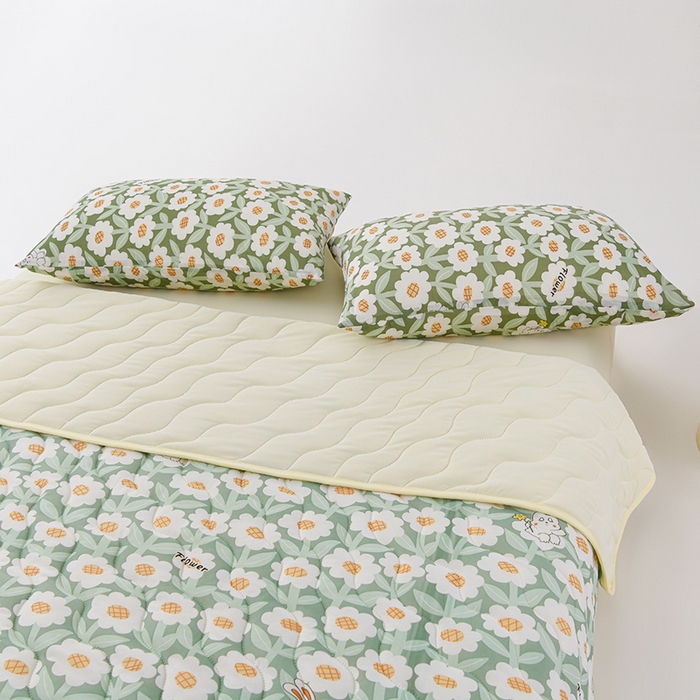 91家纺网 家纺一手货源 找家纺 圣楚 2025新款梦境凉感丝夏凉被 a静享美梦