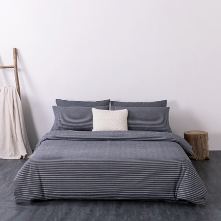 91家纺网 家纺一手货源 找家纺 玖弘家居 2025新款水洗棉单被套 黑细条