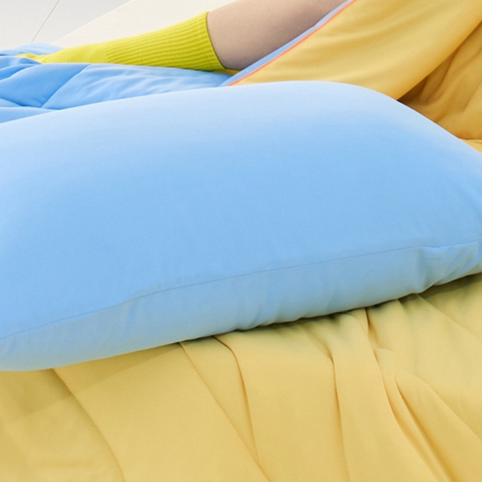 91家纺网 家纺一手货源 找家纺 LADY COCO2025新款coolmate多巴胺色系凉感枕套 蓝色