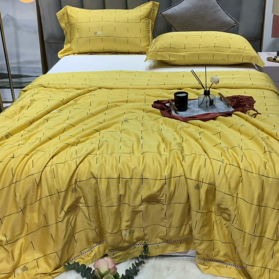 91家纺网 家纺一手货源 找家纺 棉生活家纺 2025新款春夏莫代尔天丝夏被 卡洛特-黄