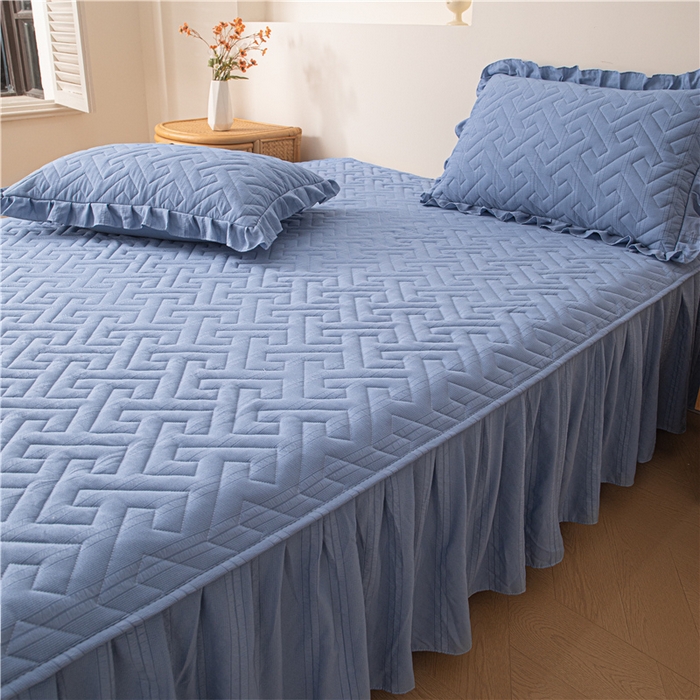 91家纺网 家纺一手货源 找家纺 屹成家纺 2025新款水洗泡泡棉床裙三件套 帝天蓝