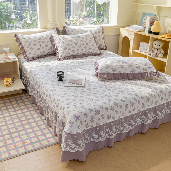 91家纺网 家纺一手货源 找家纺 珍爱家纺 2025新款A类针织棉双层纱夹棉床盖床裙花边单件三件四件套薰衣草