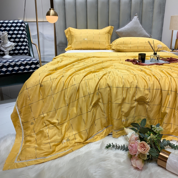 91家纺网 家纺一手货源 找家纺 棉生活家纺 2025新款春夏莫代尔天丝夏被 卡洛特-黄