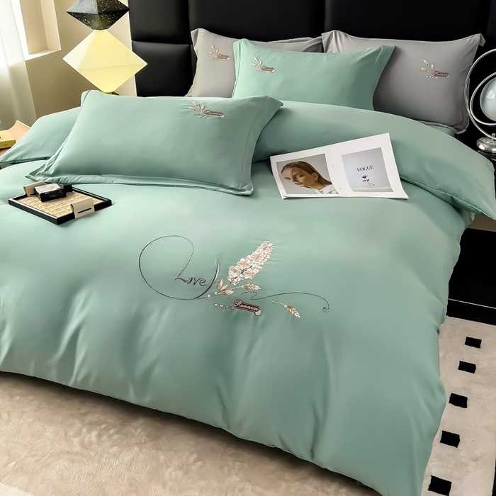 91家纺网 家纺一手货源 找家纺 曲之慕 2025新品四季款高端刺绣四件套简约可水洗轻奢纯色刺绣四件套 大麦浅绿