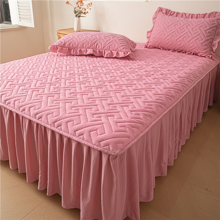 91家纺网 家纺一手货源 找家纺 屹成家纺 2025新款水洗泡泡棉床裙 藕豆沙