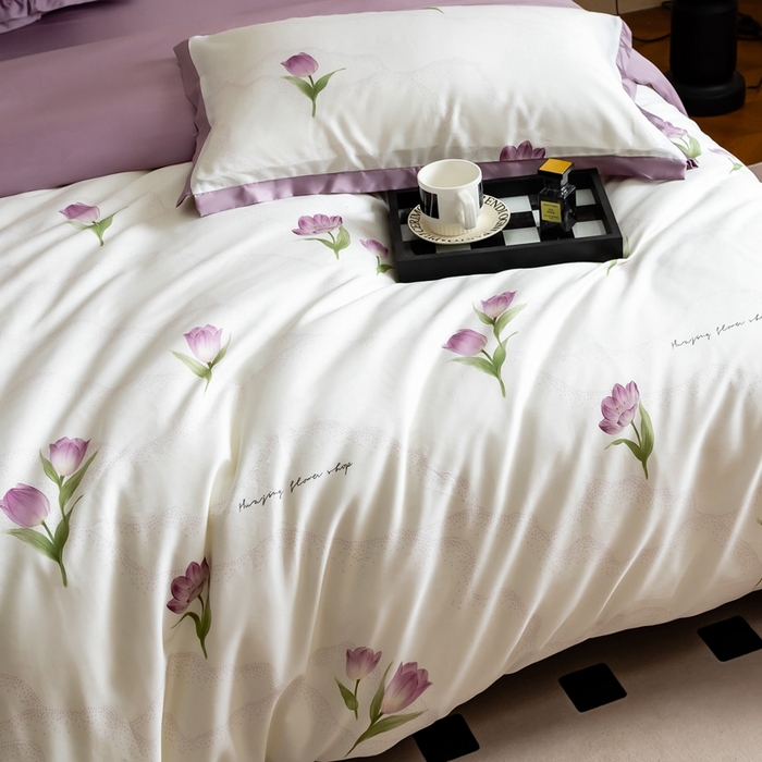 91家纺网 家纺一手货源 找家纺 金奇达2025新款【曼妙庄园】-轻氧水光天丝棉四件套（标准号全网控价（折后券后）不低于268） 玫瑰花语-魅紫