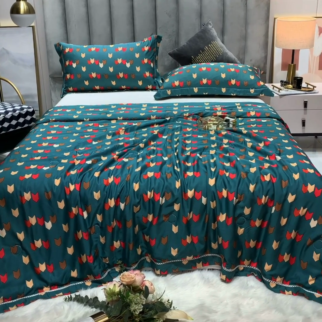 91家纺网 家纺一手货源 找家纺 棉生活家纺 2025新款春夏莫代尔天丝夏被 自由之旅-绿